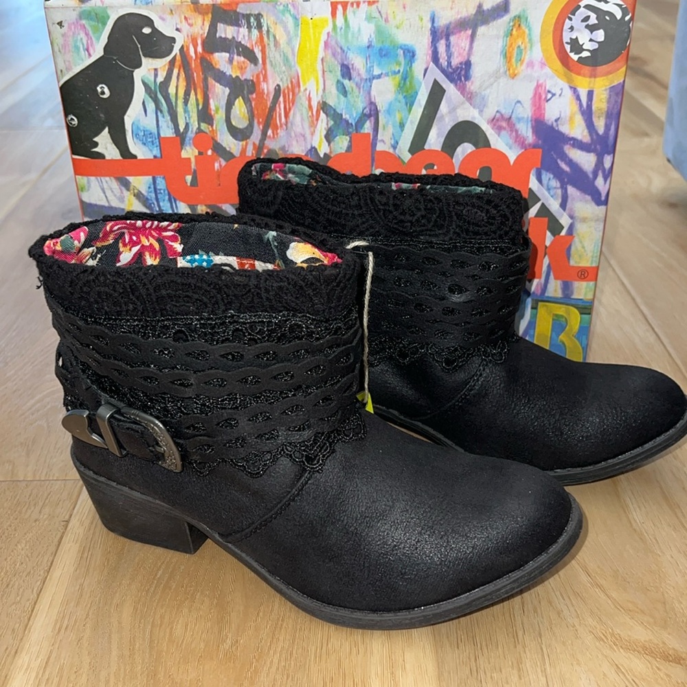 NIB Tigerbear Republik Cash - Black Cowboy Crochet Boots